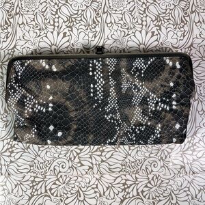 HOBO LAUREN DOUBLE FRAME LEATHER CLUTCH WALLET SNAKE EMBOSSED PRINT